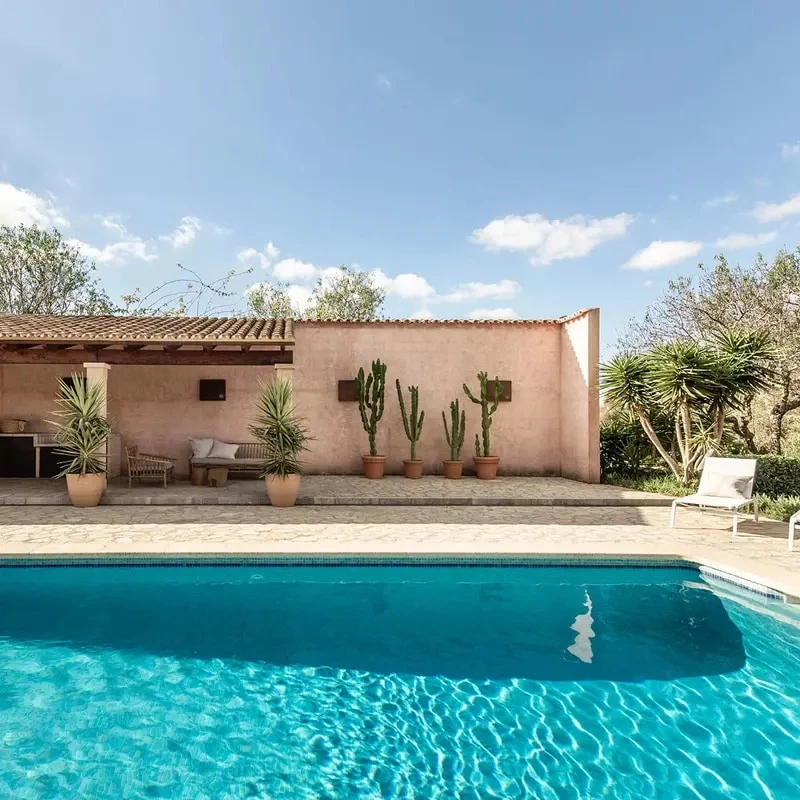 Our unique approach will find and secure the property of your dreams.